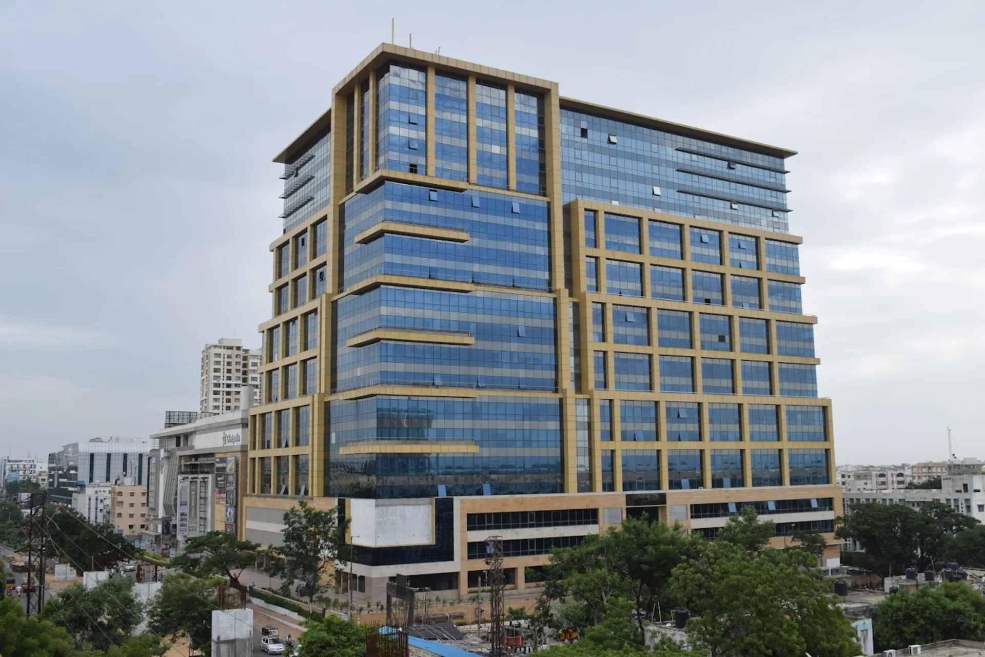About DeskOn manjeera trinity